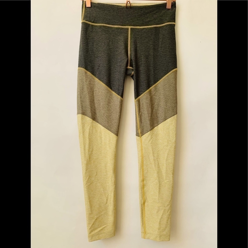 Outdoor Voices 7/8 Springs Colorblock Leggings M